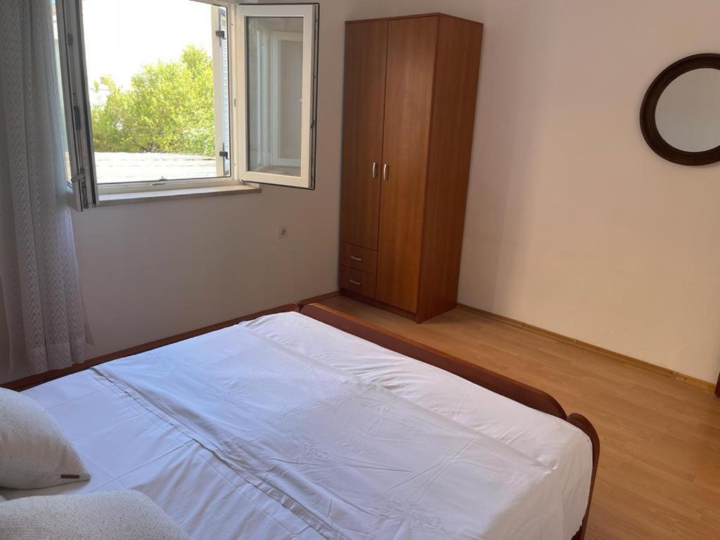 Apartments Puntica 梅塔伊纳 外观 照片