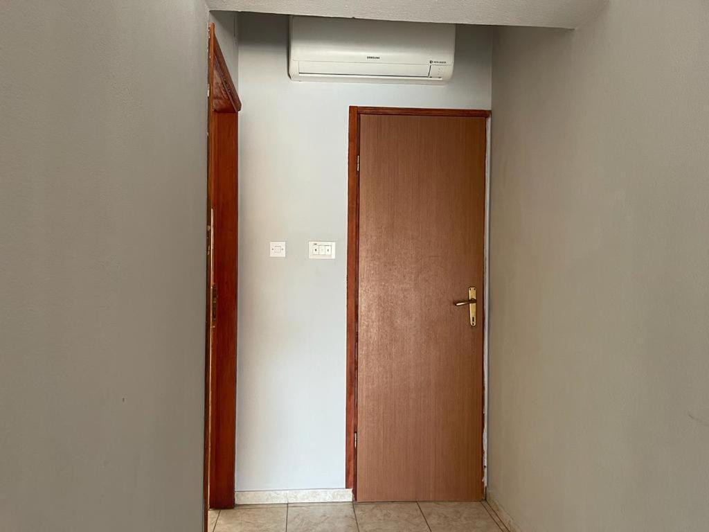 Apartments Puntica 梅塔伊纳 外观 照片