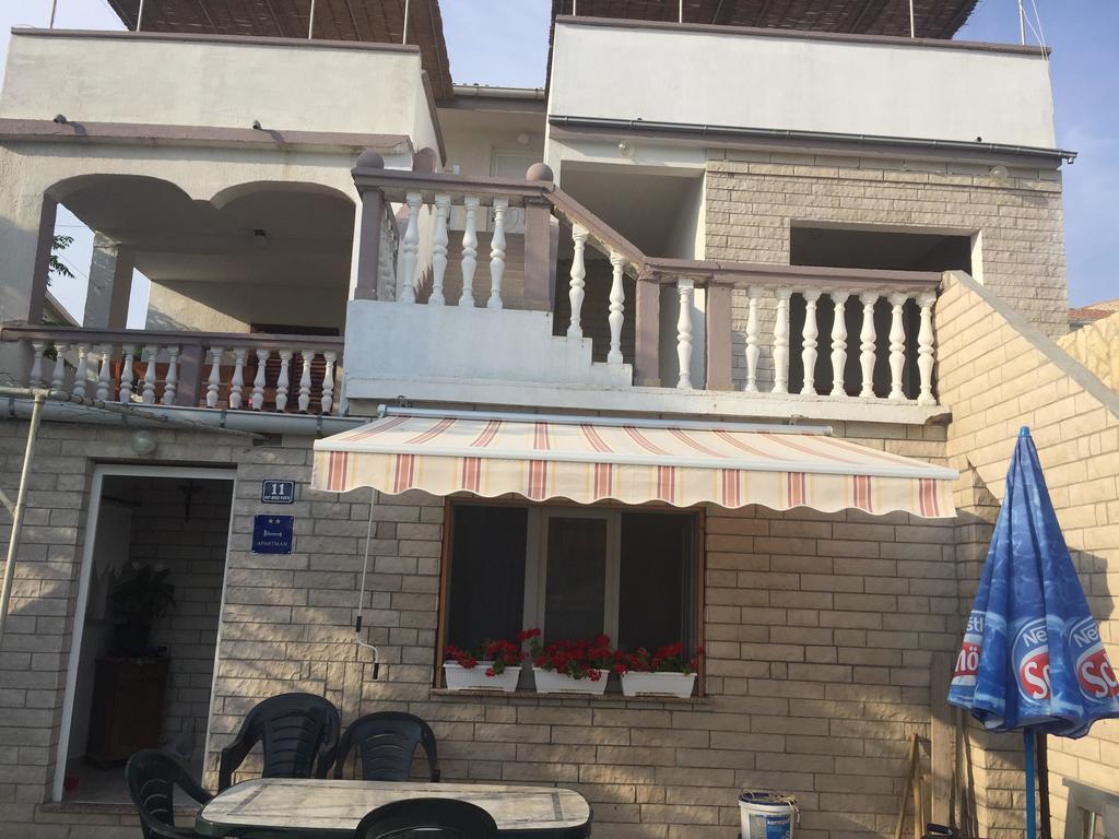 Apartments Puntica 梅塔伊纳 外观 照片